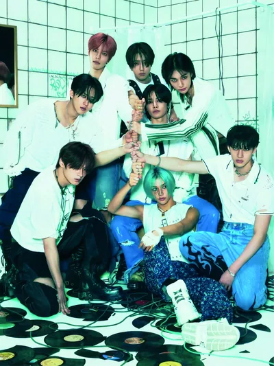 Постер «Stray Kids K-pop группа»