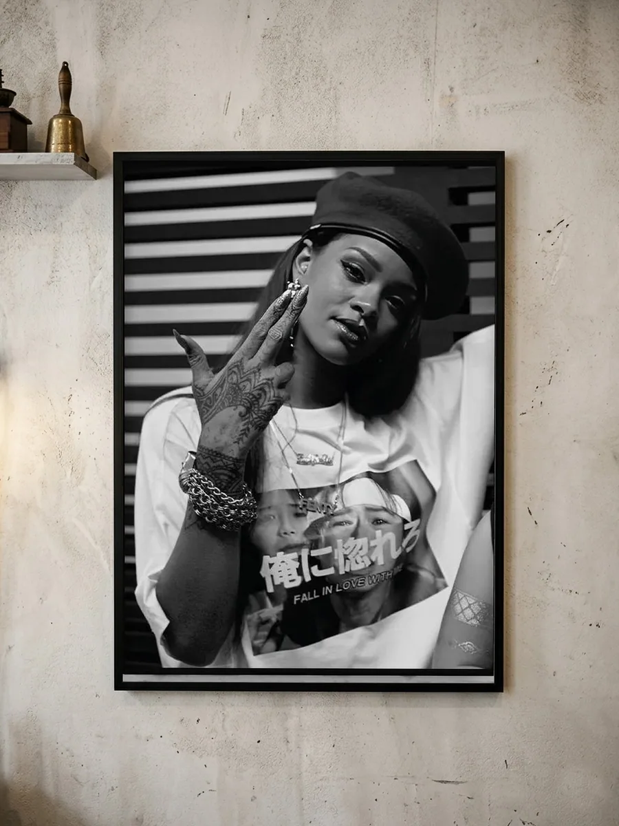 Постер «Певица Риана (Rihanna)» в гостиной